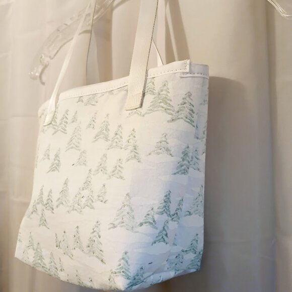 NEW Reusable Fabric Gift Bag Christmas Trees White Green with Glitter 7x7x4" - Picture 3 of 5